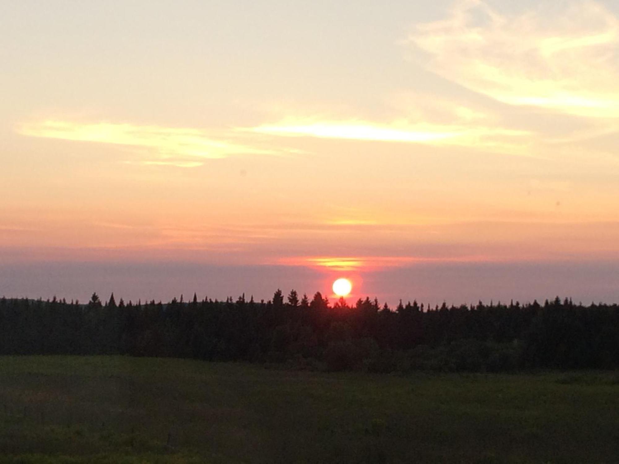 Maison Du Mont-Megantic Spa A L'Annee Lac-Megantic Bagian luar foto